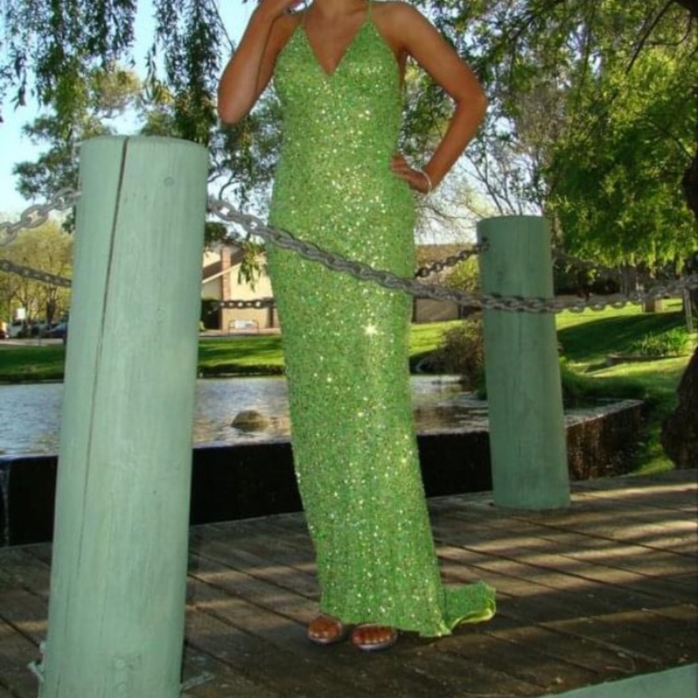 Prom dress size 4